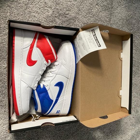 Other - Air Jordan 1 mid